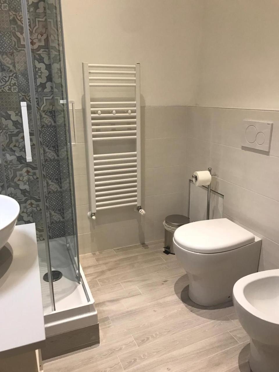 Sallustio Rooms - Rooms Only Siena Bagian luar foto