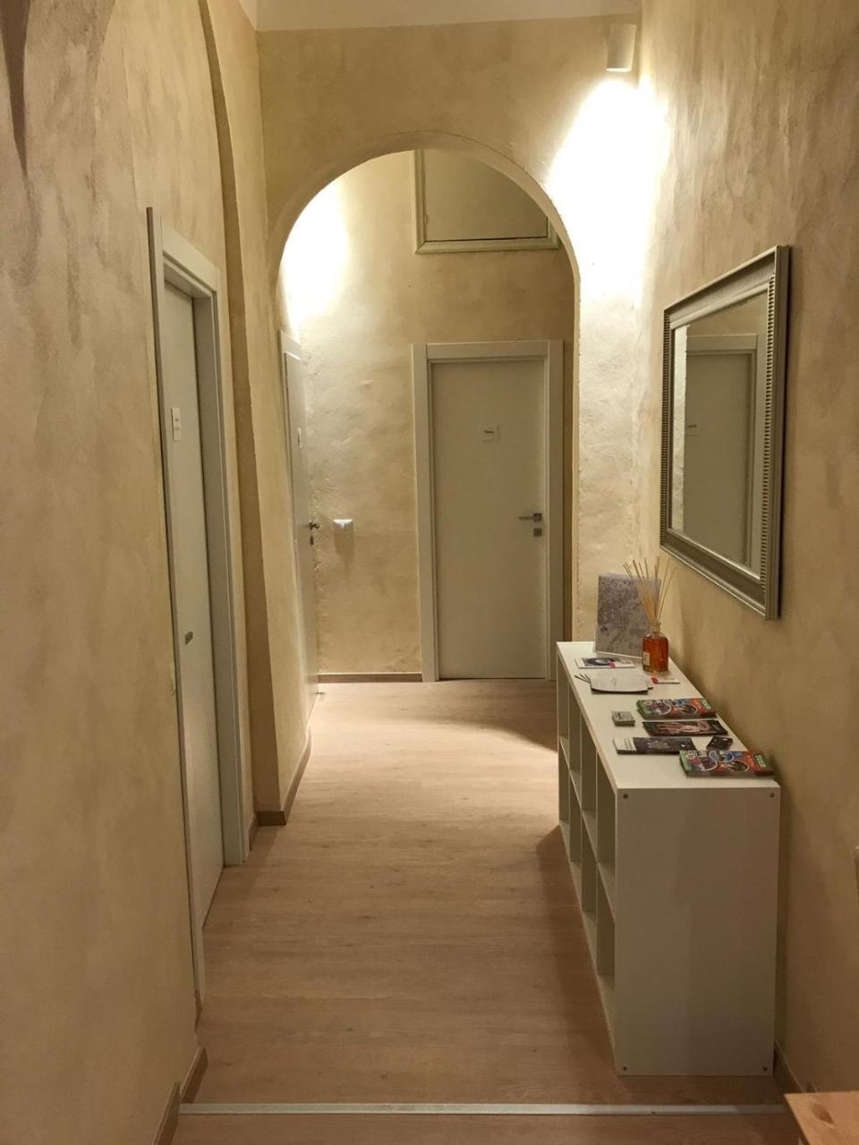 Sallustio Rooms - Rooms Only Siena Bagian luar foto