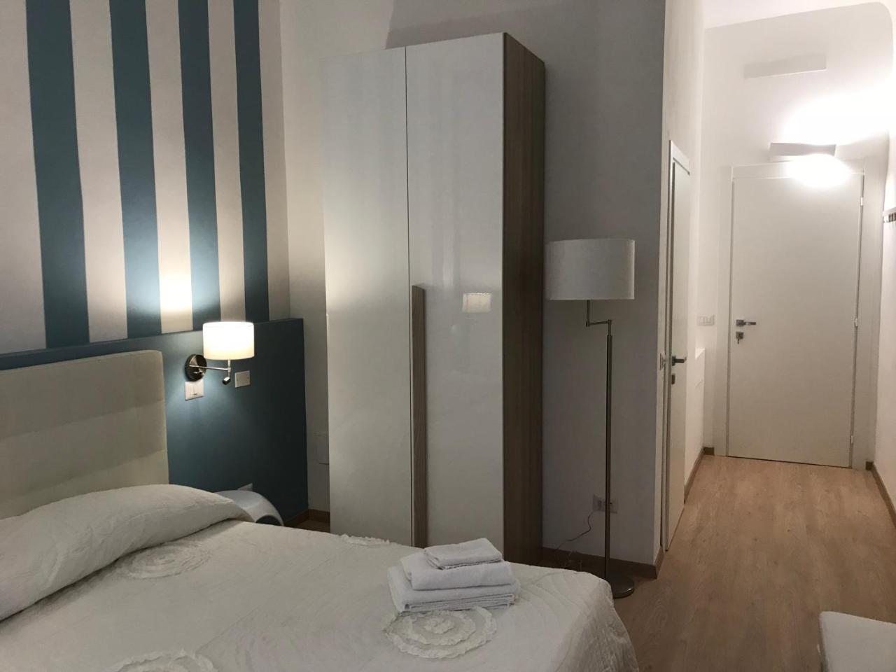 Sallustio Rooms - Rooms Only Siena Bagian luar foto