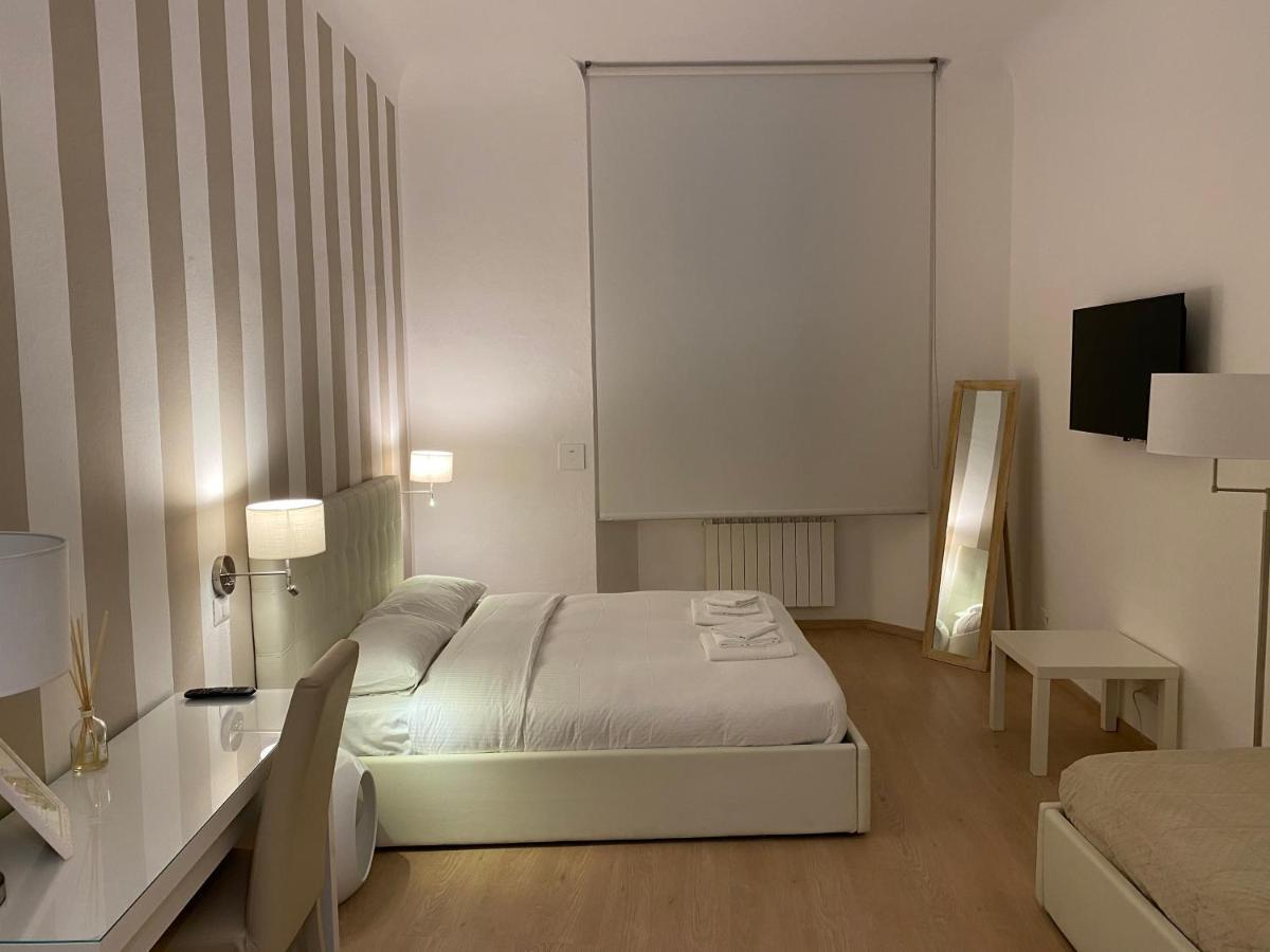 Sallustio Rooms - Rooms Only Siena Bagian luar foto
